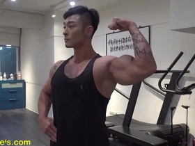 Check out the latest video of our newest model! 😍👉